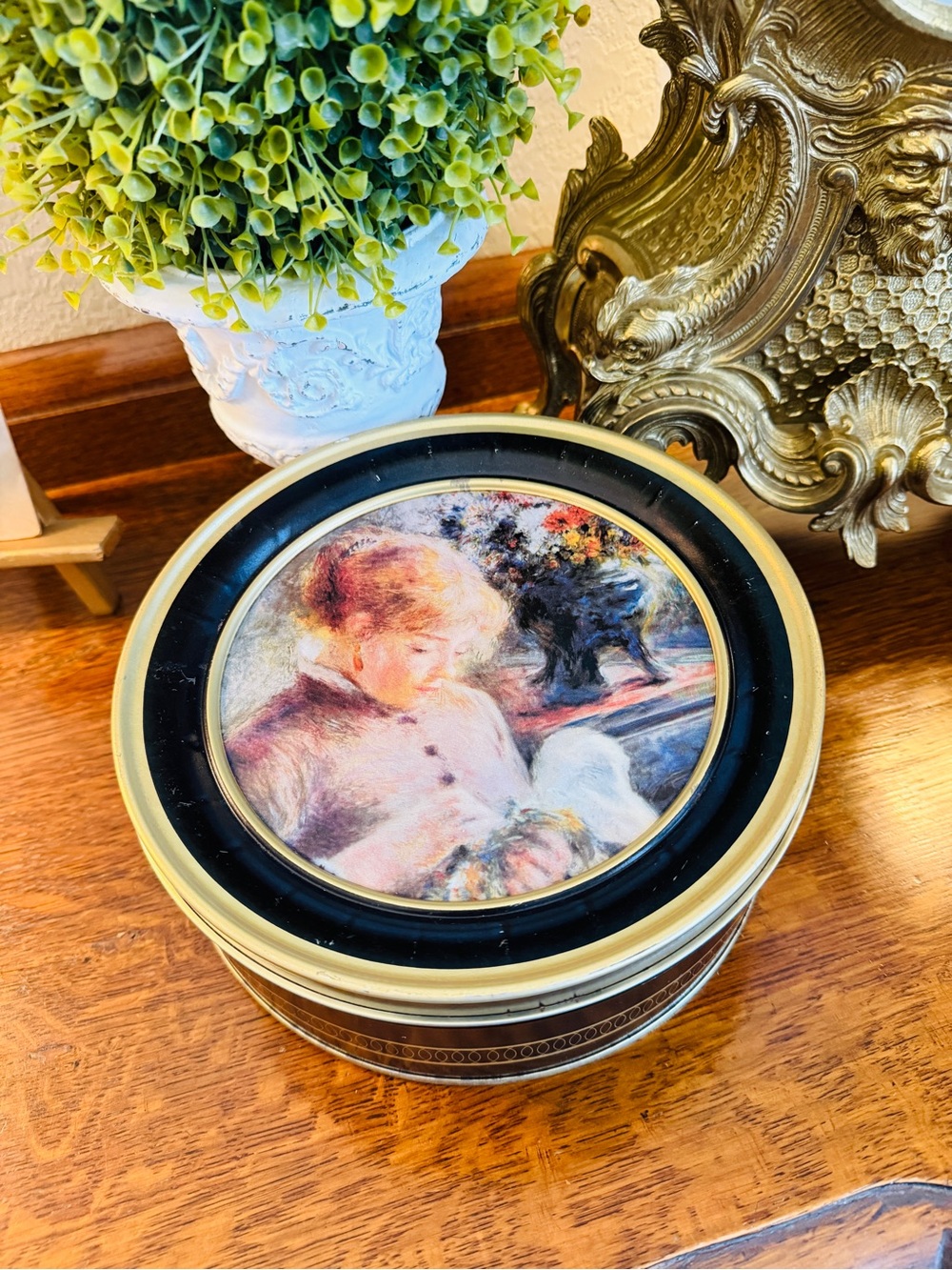 Mystery Vintage Bundle-Renoir Tin-Filled with Vintage Home Decor Items 1800-1970 - Picture 8 of 16